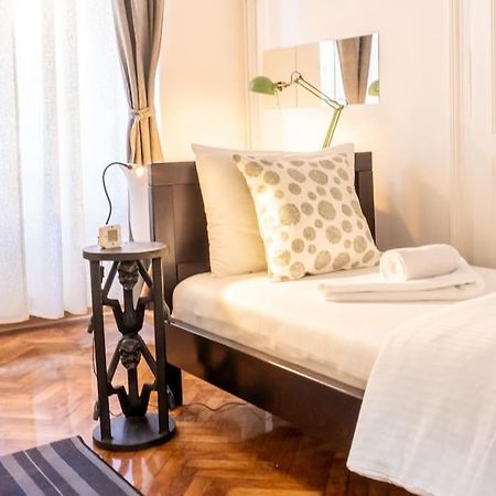 Central And Comfy 2Bdr Apartment Near Parliament ベオグラード エクステリア 写真